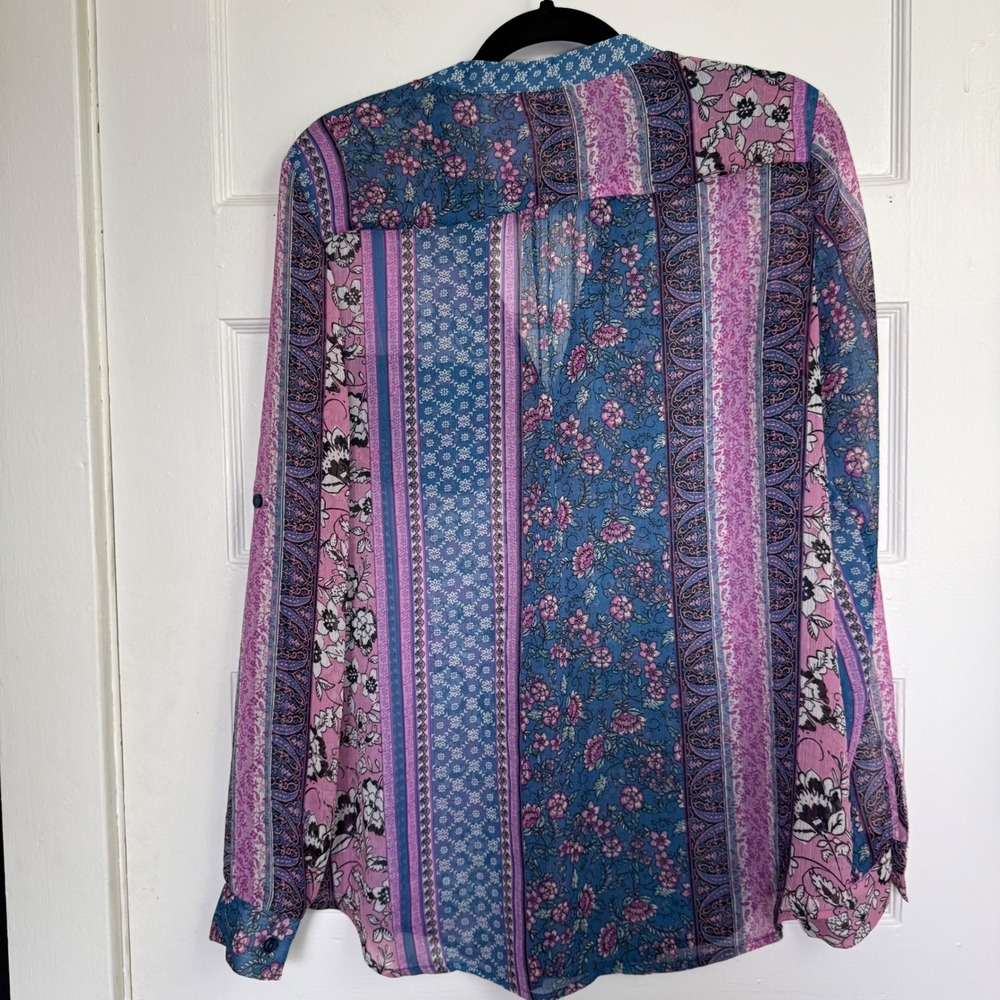 KUT from the Kloth Blue Pink Floral Paisley Patchwork Roll Tab Blouse Large - Picture 11 of 12